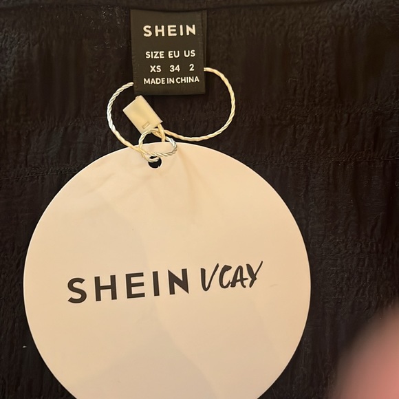 Set of 3 Ruffle Tanks, XS 2 - Picture 6 of 6